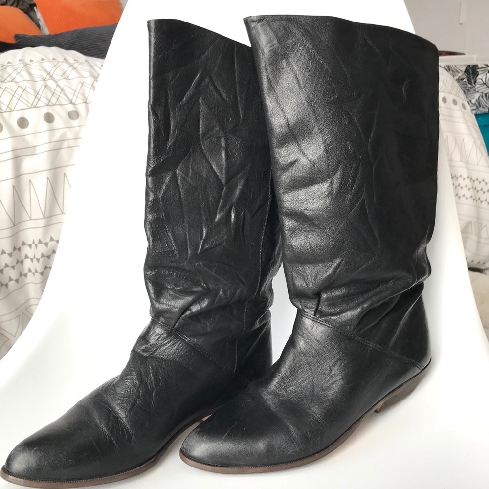 Vintage Black Leather Cowboy Boots • size 7 M
